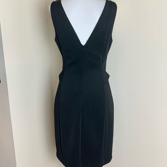 Guess Los Angeles Dress EUC - Picture 7 of 9